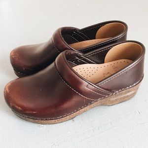 Professional Dansko Clogs